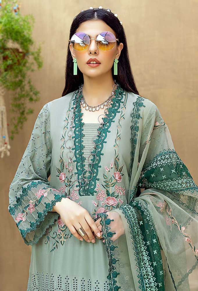Women's Embroidered Velvet Suit with Contrast Dupatta - Maroon